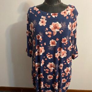 Como Vintage cold shoulder Floral print tunic, size 2X